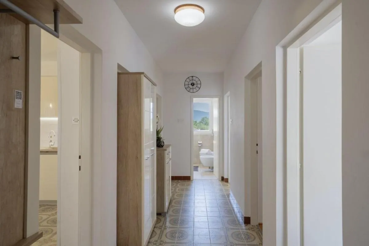 Villa Mendula In Cambarelici - Haus Fuer 6-7 Personen Krsan 0*,  Croatia